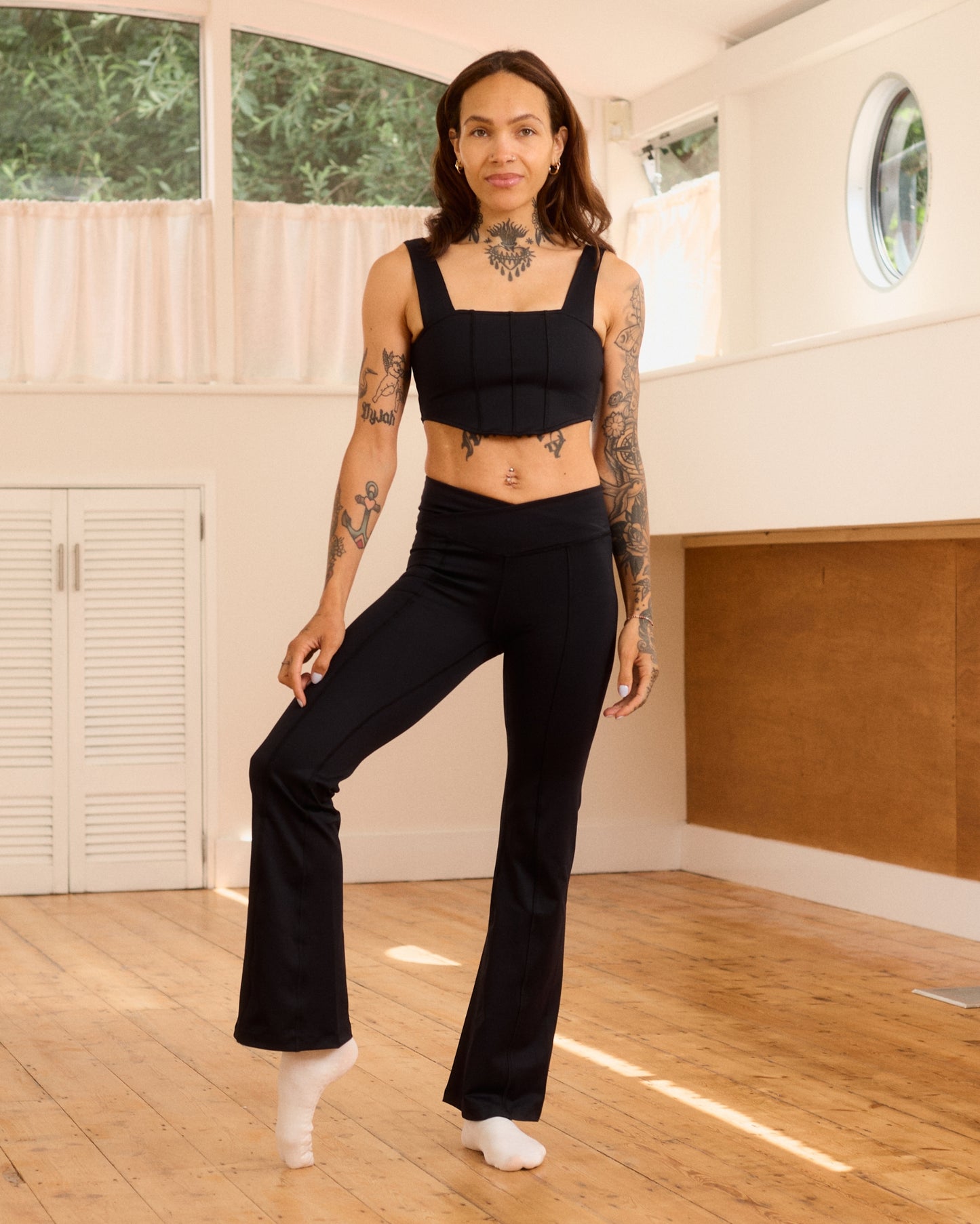 Crossover Waist Flared Legging - Black